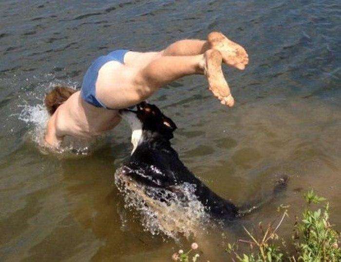 Самий невдалий стрибок у воду (3 фото)