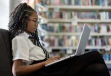 Current: Мінімалістичний RSS-рідер для усвідомленого споживання контенту