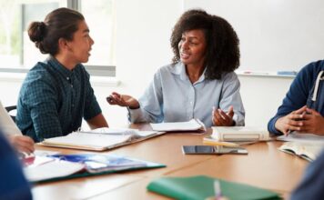 Постійні проблеми освіти: чому рішення не працюють і як їх виправити