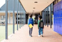 За межами класної кімнати: чому однієї освіти недостатньо для подолання нерівності