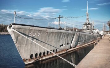 Почему подводную лодку USS «Силверсайдс» перевезли в Висконсин для срочного ремонта